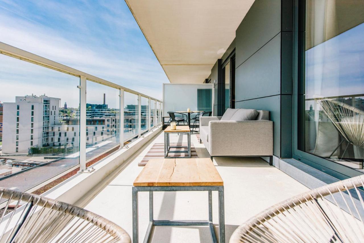 Shs Homes-Luxe Highrise, 2 Bedrooms, Kitchen, Free Parking, Stunning View, Large Tarrasse, Workspace Гасселт Екстер'єр фото